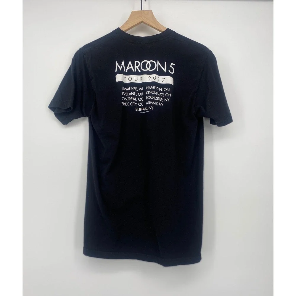 Maroon 5 Tour 2017 Band T-Shirt Mens Size M Black Graphic Concert Tee USA Made